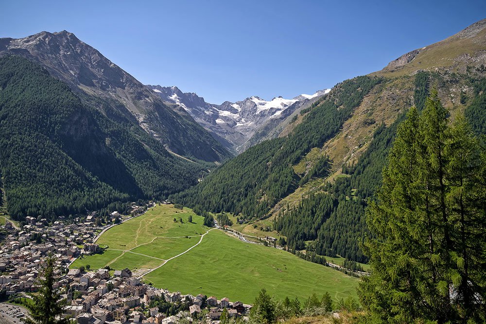 Regional features of Aosta