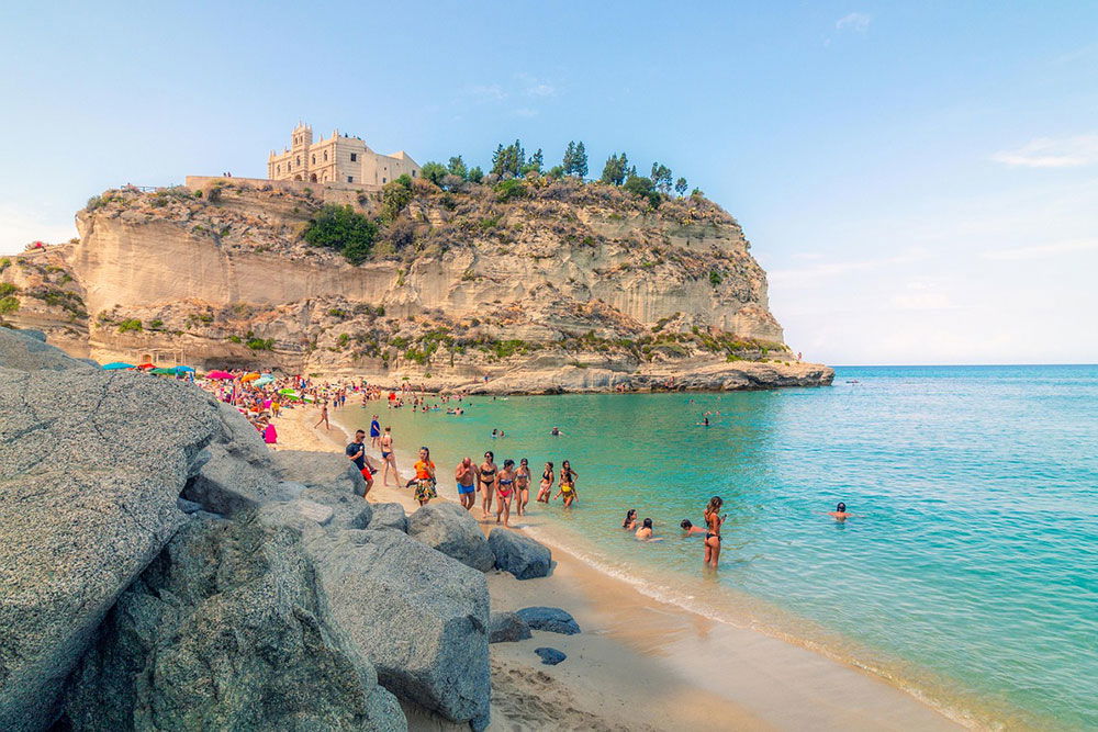 Favourite holidays for Italians