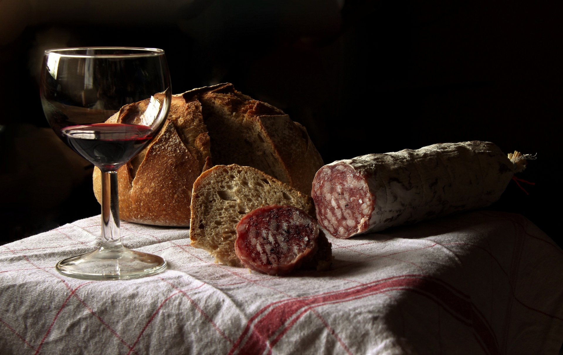 Abruzzo wine, wine from abruzzo, regional wine of abruzzo